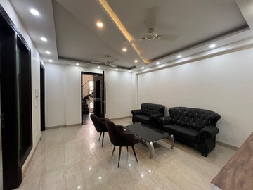 3 BHK Builder Floor For Rent in DLF Oakwood Estate, Dlf Phase ii