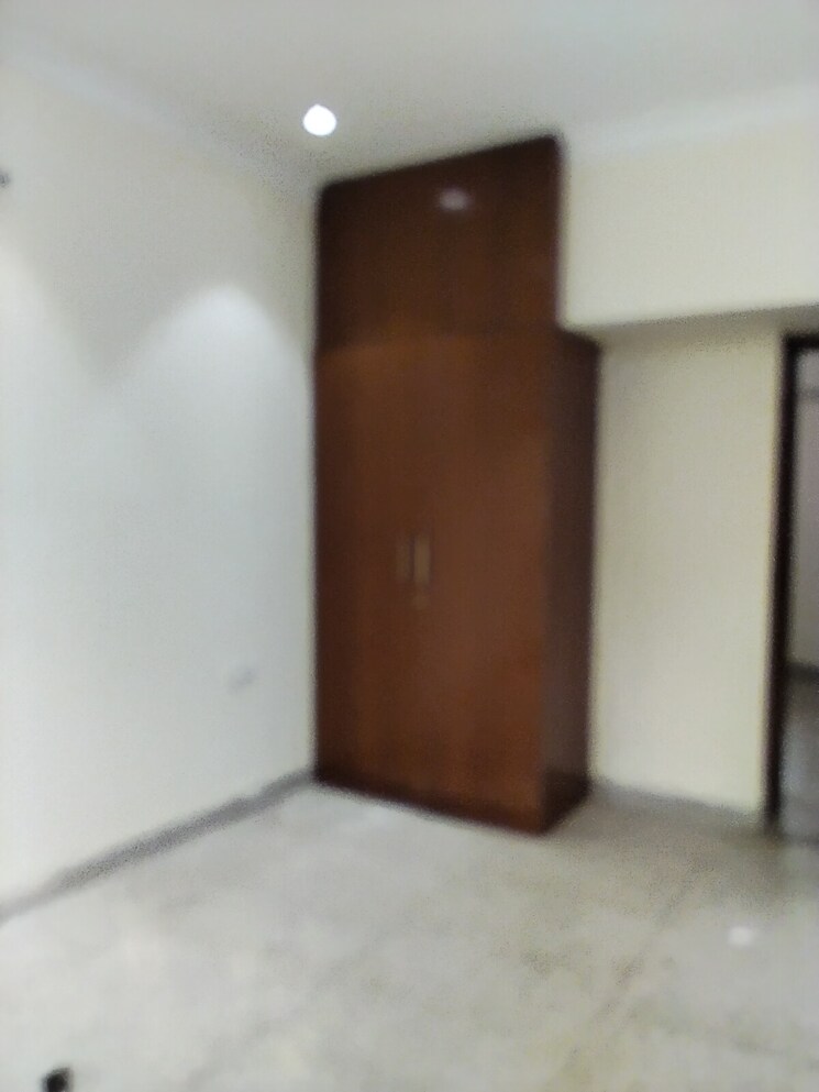 Room, sarita vihar 3 Bedroom 1750 Sq.Ft. Apartment In Sarita Vihar Delhi 8851973