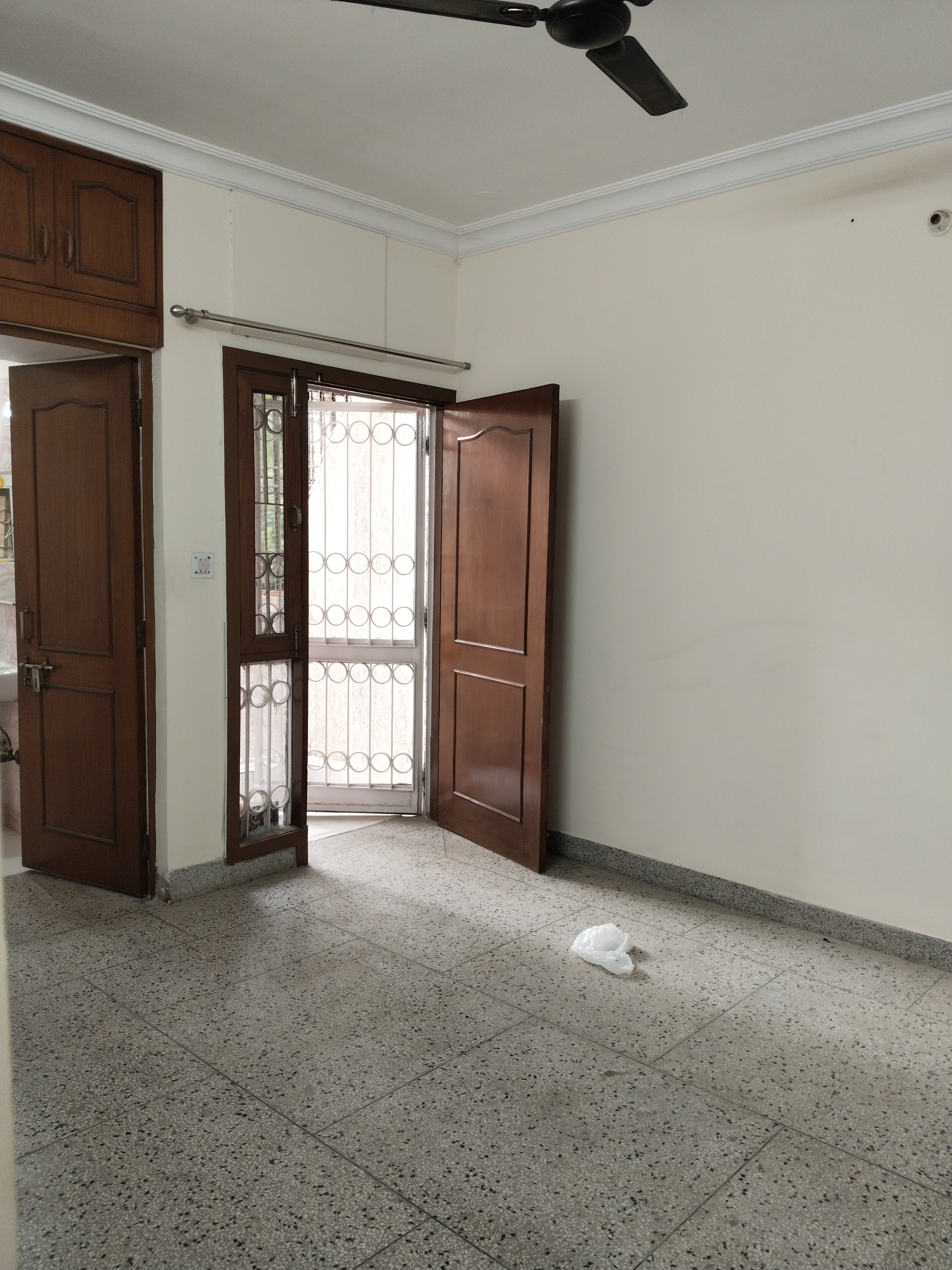 3 BHK + Extra Room Apartment For Rent in Dda Apartment Sarita Viha