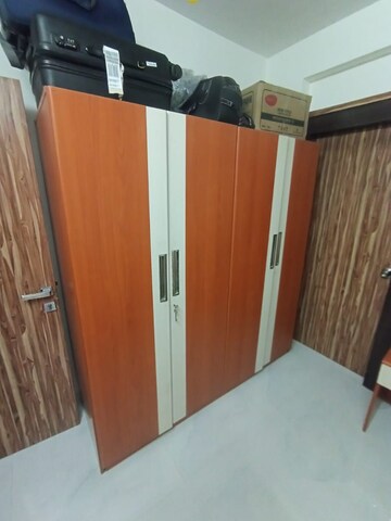 Bedroom in 2 BHK Apartment at Andheri West – for Rent