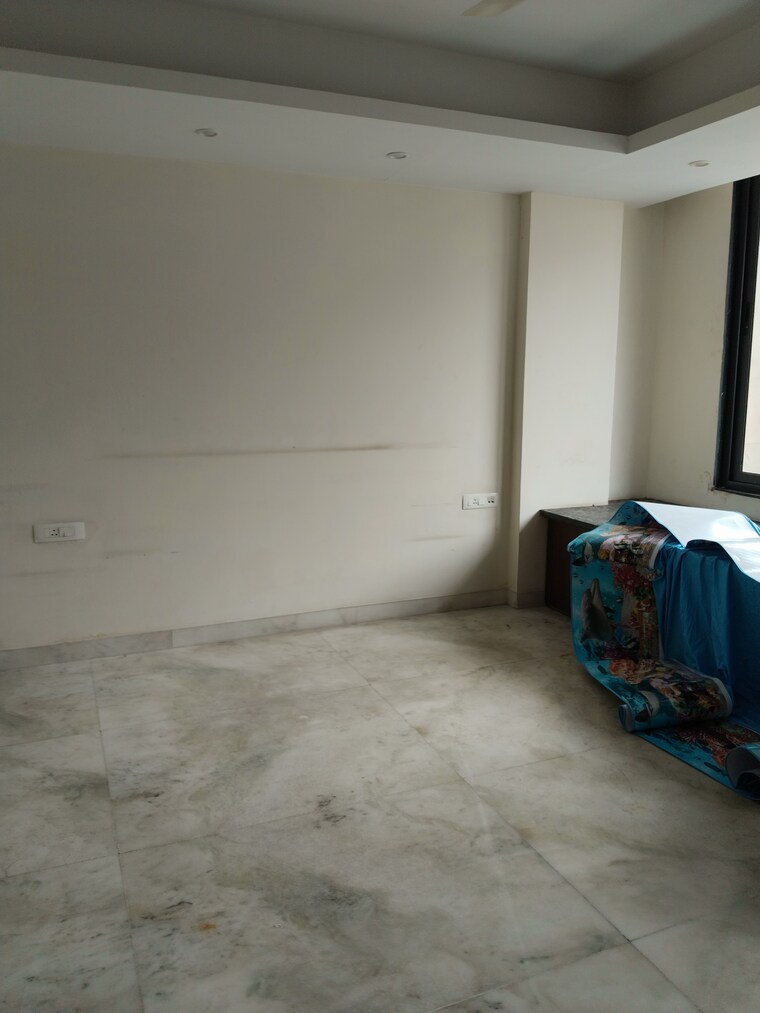 Room, ambience-multi-unit-residential-apartments 3 Bedroom 3000 Sq.Ft. Builder Floor In Jasola Delhi 8851988