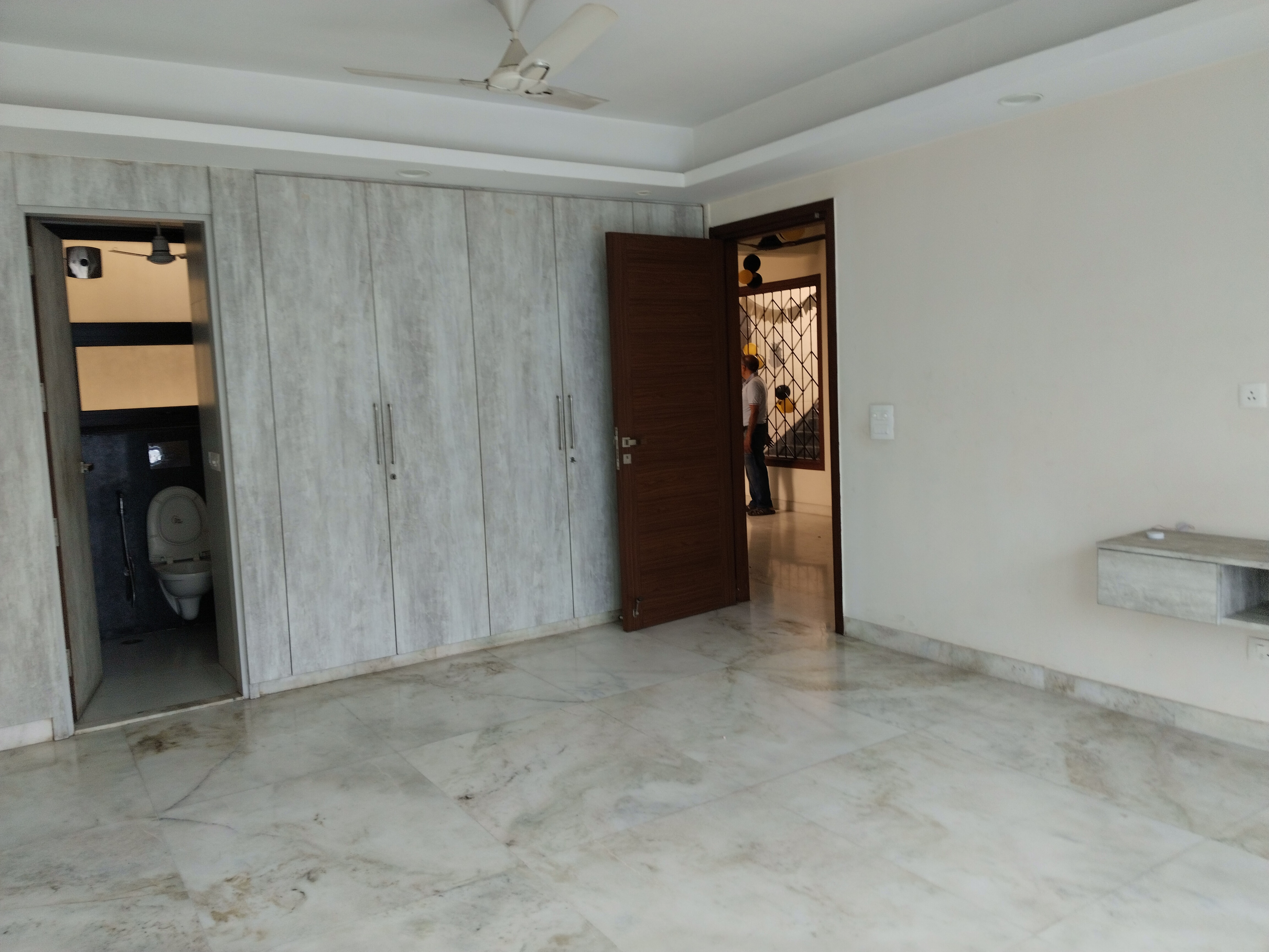 3 BHK + Extra Room Builder Floor For Rent in Ambience Multi Unit Residential Apartments