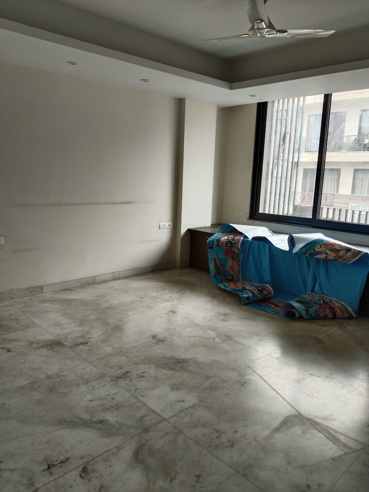 Room, ambience-multi-unit-residential-apartments 3 Bedroom 3000 Sq.Ft. Builder Floor In Jasola Delhi 8851988