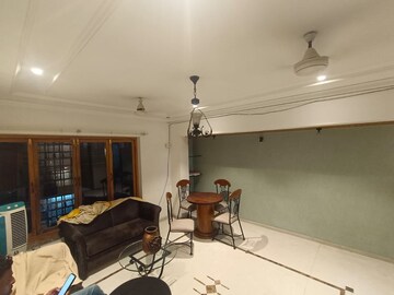 Master Bedroom in 2 BHK Apartment at Naya Daur, Jogeshwari West – for Rent
