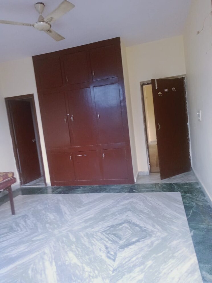 Room, sector 36 greater noida 2 Bedroom 1400 Sq.Ft. Independent House In Sector 36 Greater Noida Greater Noida 8851998