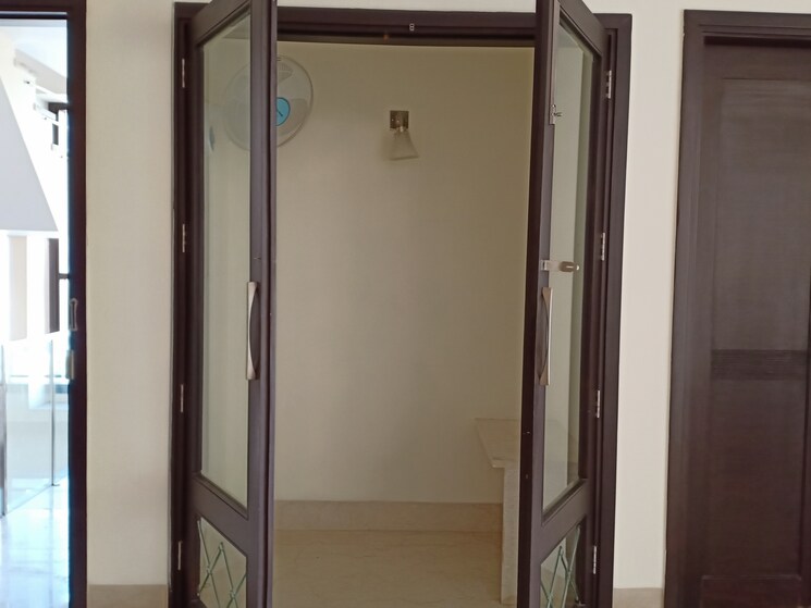 Other, navjeevan vihar 3 Bedroom 2500 Sq.Ft. Apartment In Navjeevan Vihar Delhi 8852036