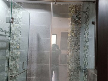 Bathroom in 3 BHK Apartment at Navjeevan Vihar – for Rent