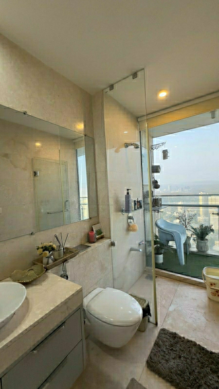 3 BHK 1300 Sq.Ft. Apartment in Oberoi Exquisite Goregaon