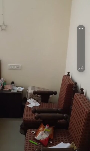 Living Room in 2 BHK Builder Floor at Sector 39 – for Rent
