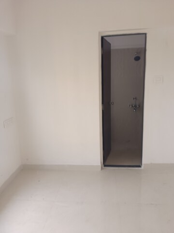 2 BHK Apartment For Rent in SS Rishabh Villa, Malad East
