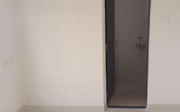 2 BHK Apartment For Rent in SS Rishabh Villa, Malad East