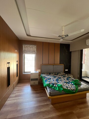 5 BHK Independent House For Rent in Near Vaishno Devi Circle On Sg Highway