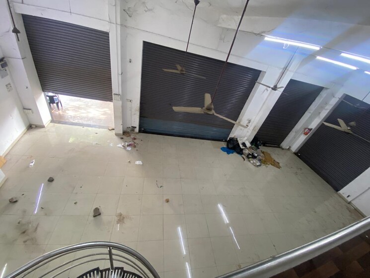 Team Area, khadki Commercial Showroom 2100 Sq.Ft. In Khadki Pune 8852149