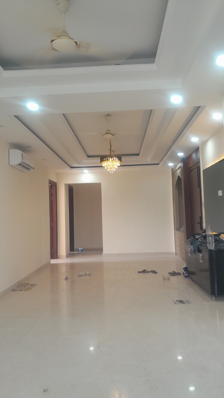 Bathroom, unitech-south-city-ii 3 Bedroom 2500 Sq.Ft. Builder Floor In Sector 50 Gurgaon 8852152