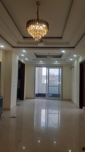 Kitchen in 3 BHK Builder Floor at Unitech South City II, Sector 50 – for Rent