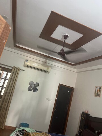 Bedroom in 2 BHK Independent House at Gomti Nagar – for Rent