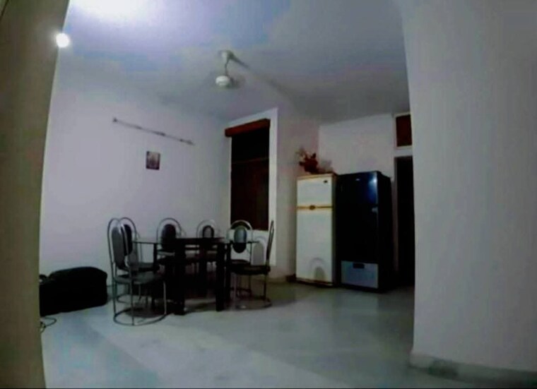 Living Room, hari-mandir-block-rwa 3 Bedroom 1440 Sq.Ft. Builder Floor In Mukherjee Nagar Delhi 8852165