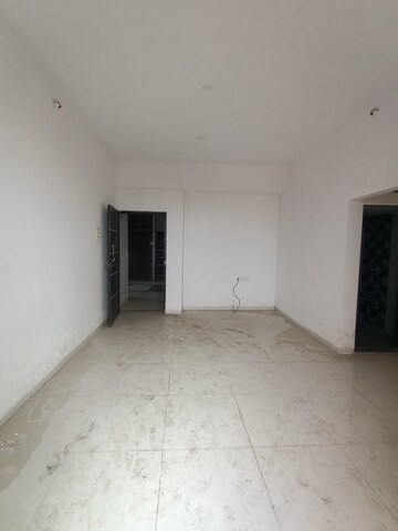 Room in 2 BHK Apartment at Dombivli West – for Rent