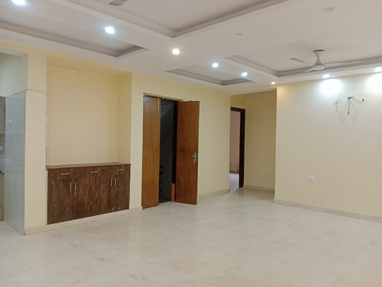 Room, sector 37 3 Bedroom 250 Sq.Ft. Builder Floor In Sector 37 Faridabad 8852181