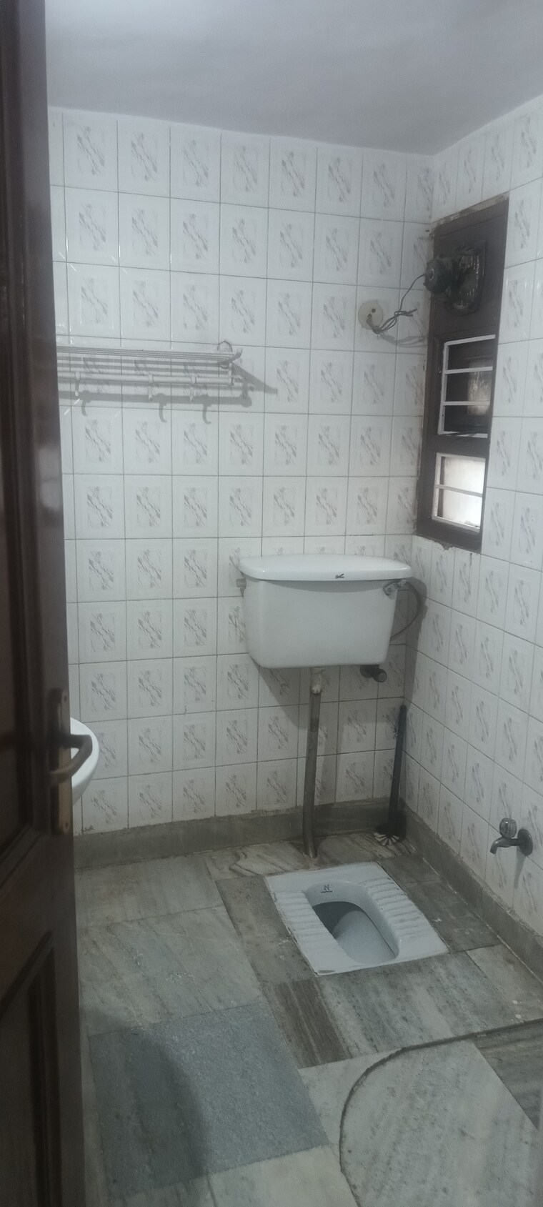 Bathroom, ip extension 3 Bedroom 1250 Sq.Ft. Apartment In Ip Extension Delhi 8852171