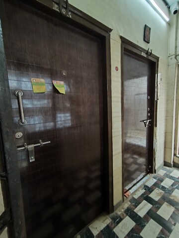 Furnished Amenities in 4 BHK Apartment at Sher E Punjab, Andheri East – for Rent