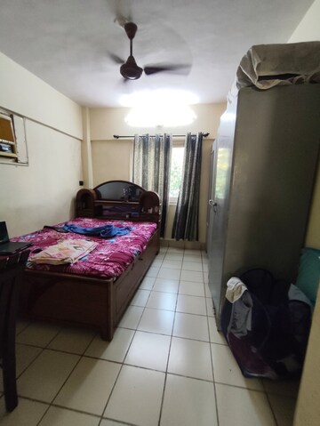 Bedroom in 4 BHK Apartment at Sher E Punjab, Andheri East – for Rent