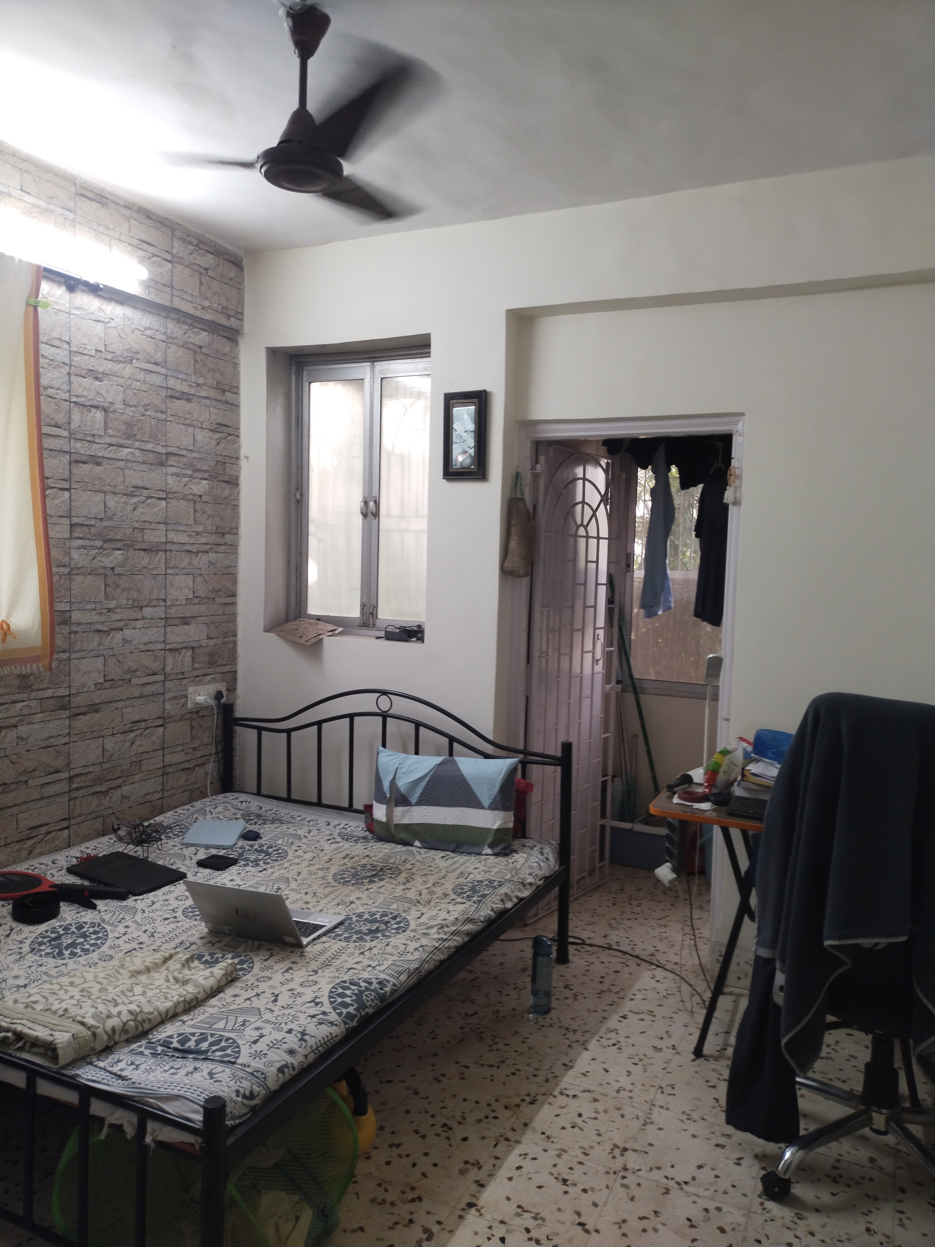 2 BHK + Study Room Apartment For Rent in Konkan Prantiya