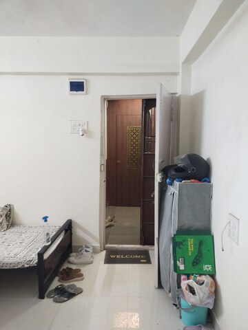 Furnished Amenities in 2 BHK Apartment at Konkan Prantiya, Kurla East – for Rent