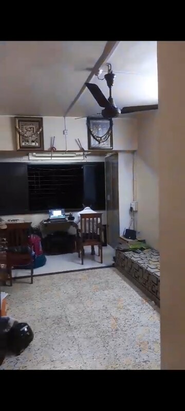 1 BHK Apartment For Sale in Mahavir Darshan CHS Malad, Malad East