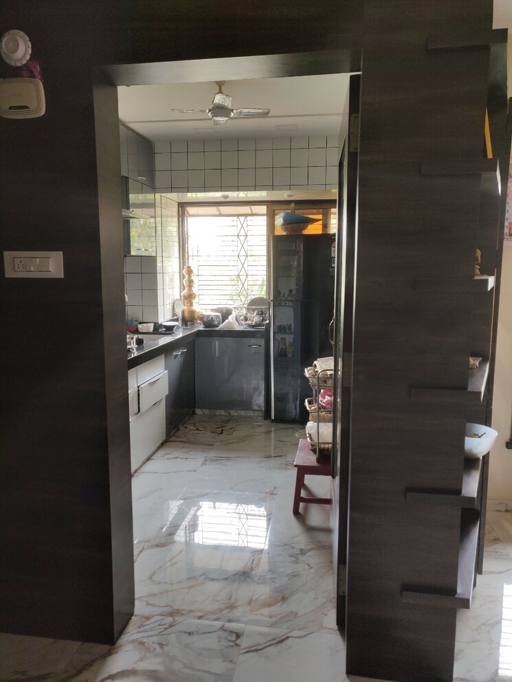 Bathroom, siddhachal-phase-5-chs-ltd 2.5 Bedroom 850 Sq.Ft. Apartment In Vasant Vihar Thane 8852213