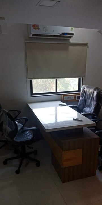  Office Space For Rent in Old Padra Road