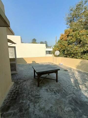 1 BHK Villa For Rent in Saket