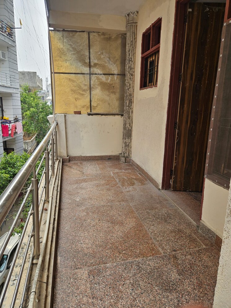 Balcony, saket 1 Bedroom 550 Sq.Ft. Builder Floor In Saket Delhi 8852229
