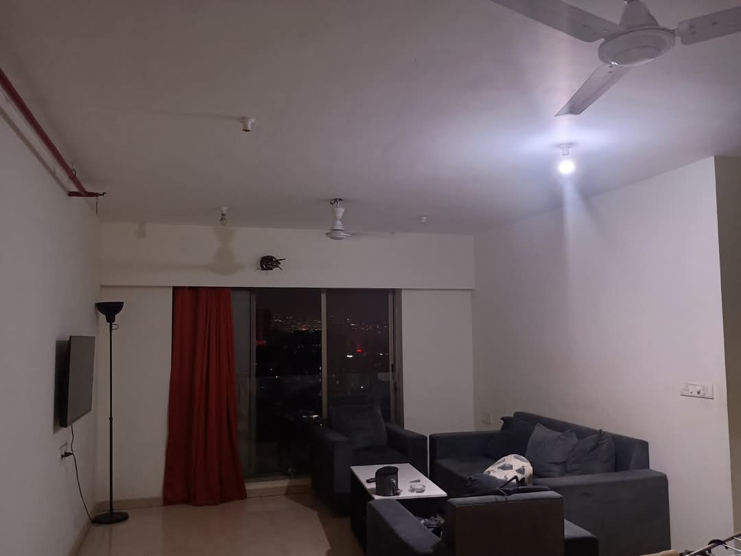 2 BHK + Pooja Room Apartment For Rent in KK Tower Parel