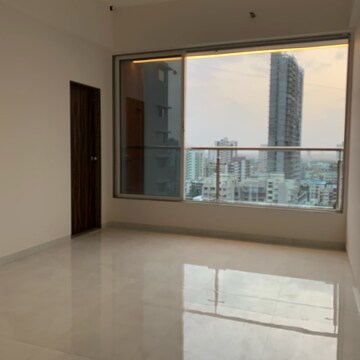 Room in 3 BHK Apartment at Borivali West – for Rent