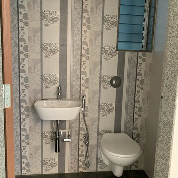 Attached Bathroom in 3 BHK Apartment at Borivali West – for Rent