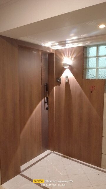Furnished Amenities in 3 BHK Apartment at Regency Terrace, Khar West – for Rent