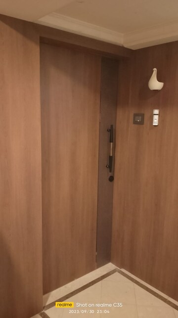 Furnished Amenities in 3 BHK Apartment at Regency Terrace, Khar West – for Rent