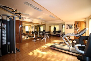 Gym in 3 BHK Apartment at Regency Terrace, Khar West – for Rent