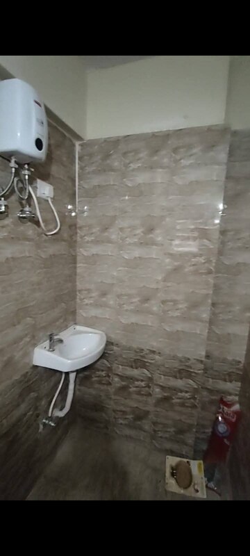 Bathroom in 1 BHK Apartment at Manorath CHS Parel, Parel – for Rent
