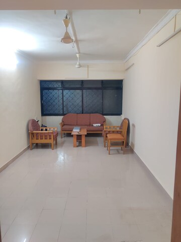 2 BHK Apartment For Rent in Arvasu Chs Ltd, Santacruz West