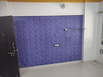 Furnished Amenities in 1 BHK Apartment at Piramal Nagar CHS, Goregaon West – for Rent
