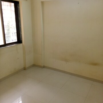 Room in 1 BHK Apartment at Aastha Heights, Goregaon West – for Rent