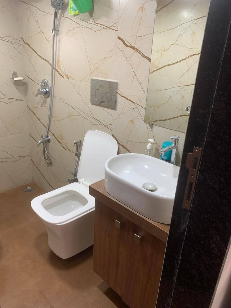 Bathroom, kamal-kunj-parel 1 Bedroom 400 Sq.Ft. Apartment In Parel Mumbai 8852348