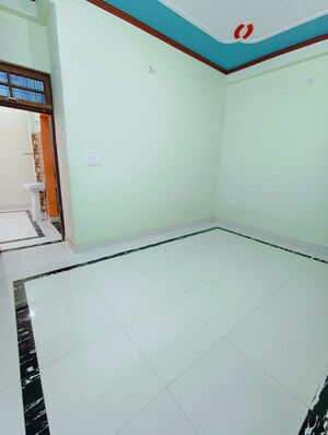 Room in 4 BHK Independent House at Kursi Road – for Sale