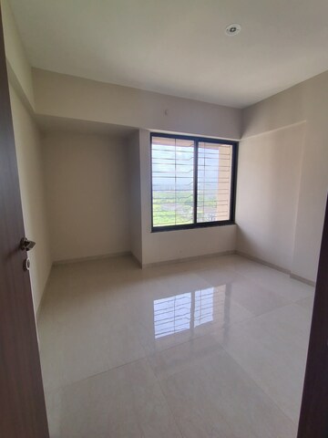 Room in 2 BHK Apartment at Menlo Homes Next, Kharadi – for Rent