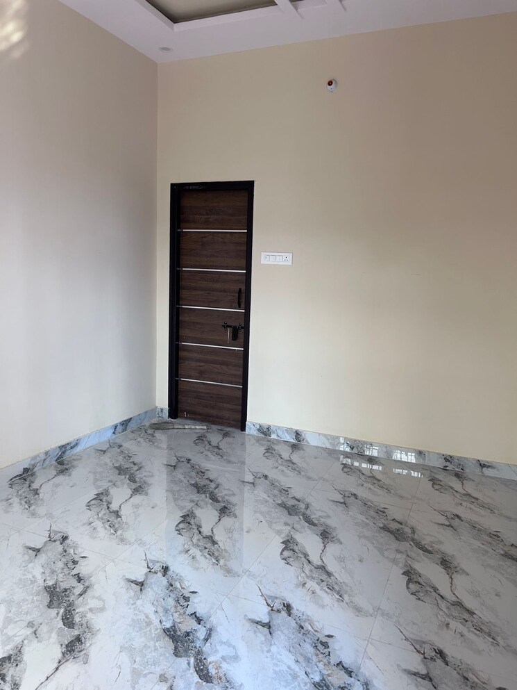 Room, jankipuram 2 Bedroom 1200 Sq.Ft. Independent House In Jankipuram Lucknow 8852373
