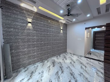 Bedroom in 2 BHK Independent House at Jankipuram – for Sale