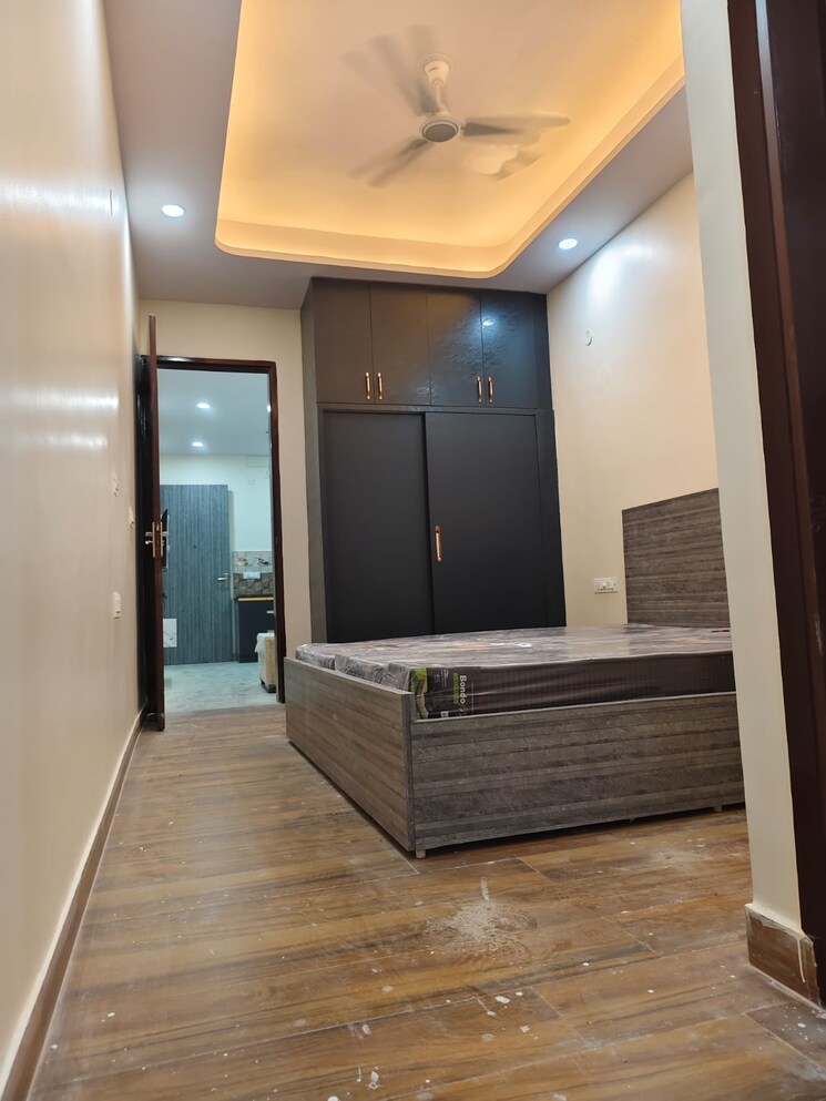 Room, sector 14 1 Bedroom 800 Sq.Ft. Builder Floor In Sector 14 Gurgaon 8852403