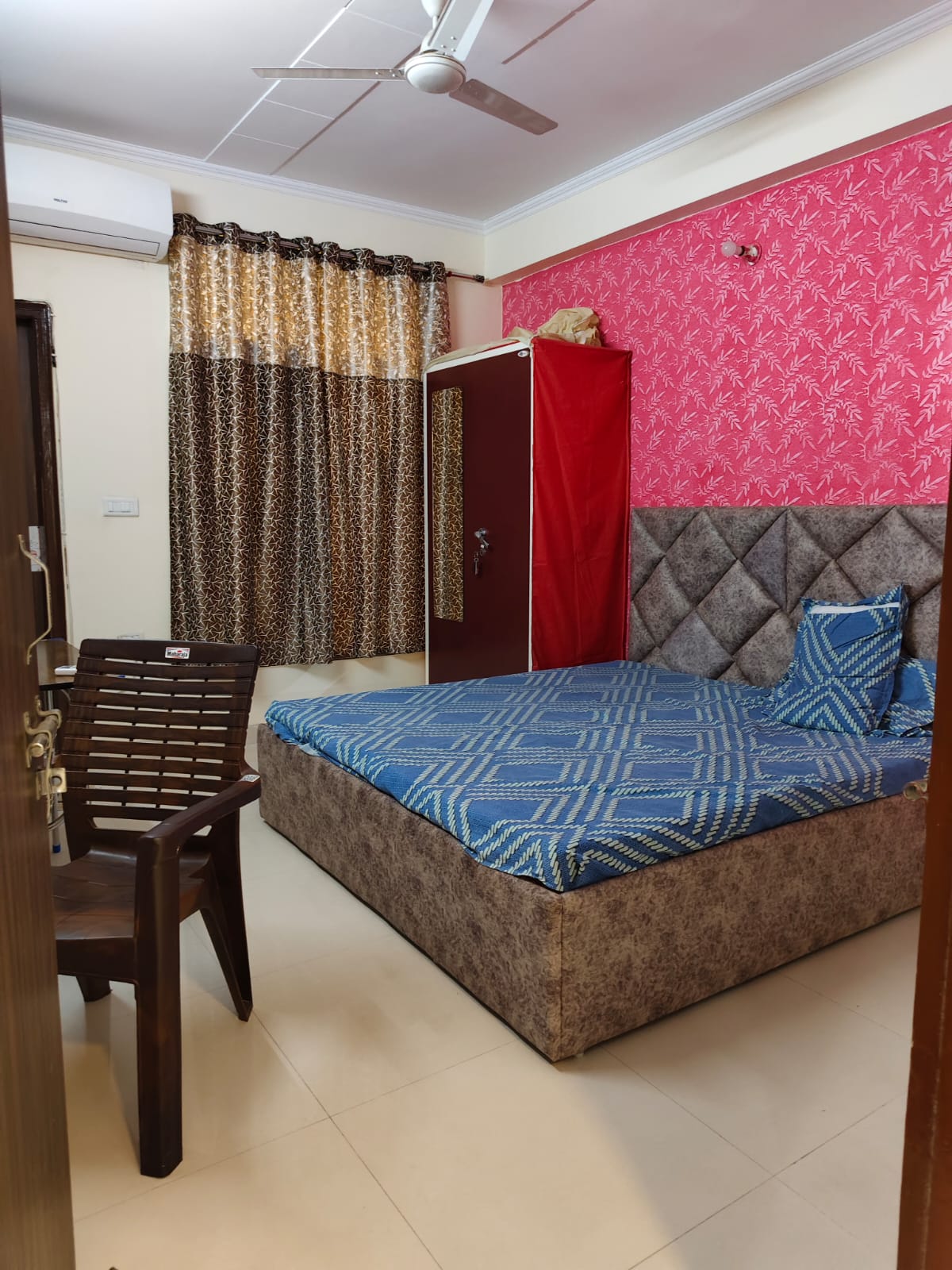 3 BHK Builder Floor For Rent in Sector 15 II